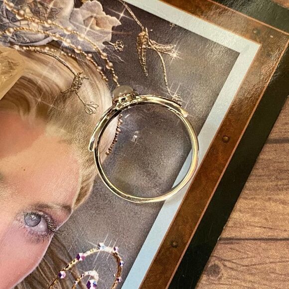 Solid Sterling Silver Rainbow Moonstone Bat Ring Size 6 - Picture 9 of 9